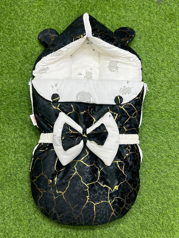 Luxury Bear Style Velvet Hooded Baby Carry Nest