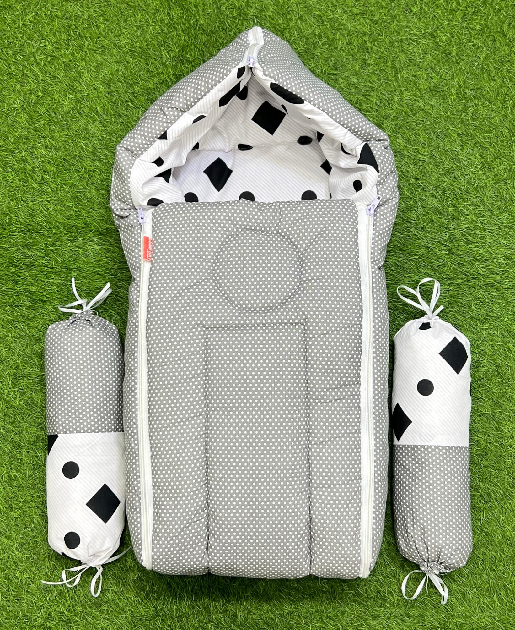 3-Piece 2-in-1 Granish Black Hooded Baby Travel Carry Nest Bundle