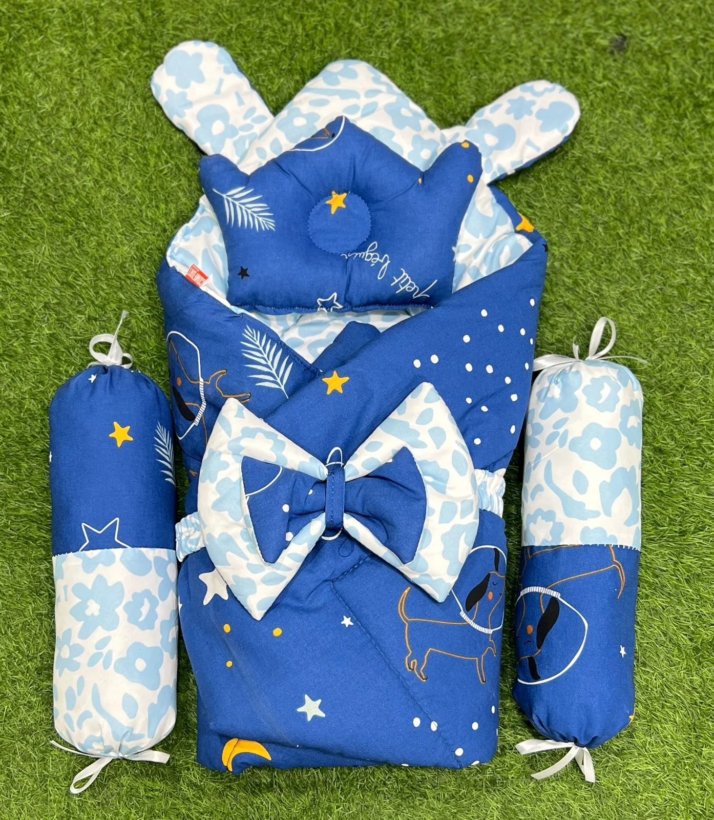 5-Piece 2-in-1 Blue Baby Carry Nest with Comforter Set